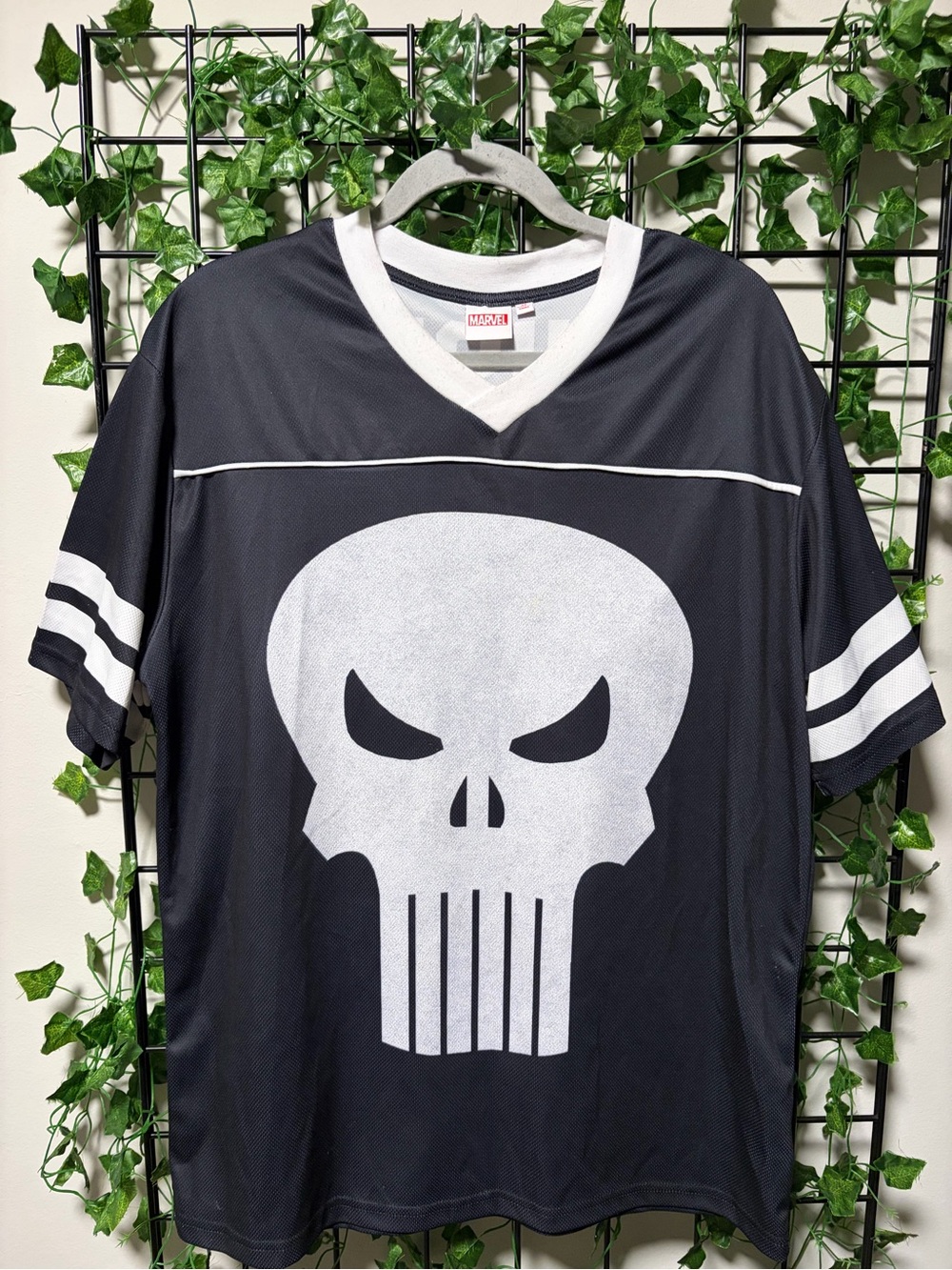The Punisher Men's Black Graphic Jersey